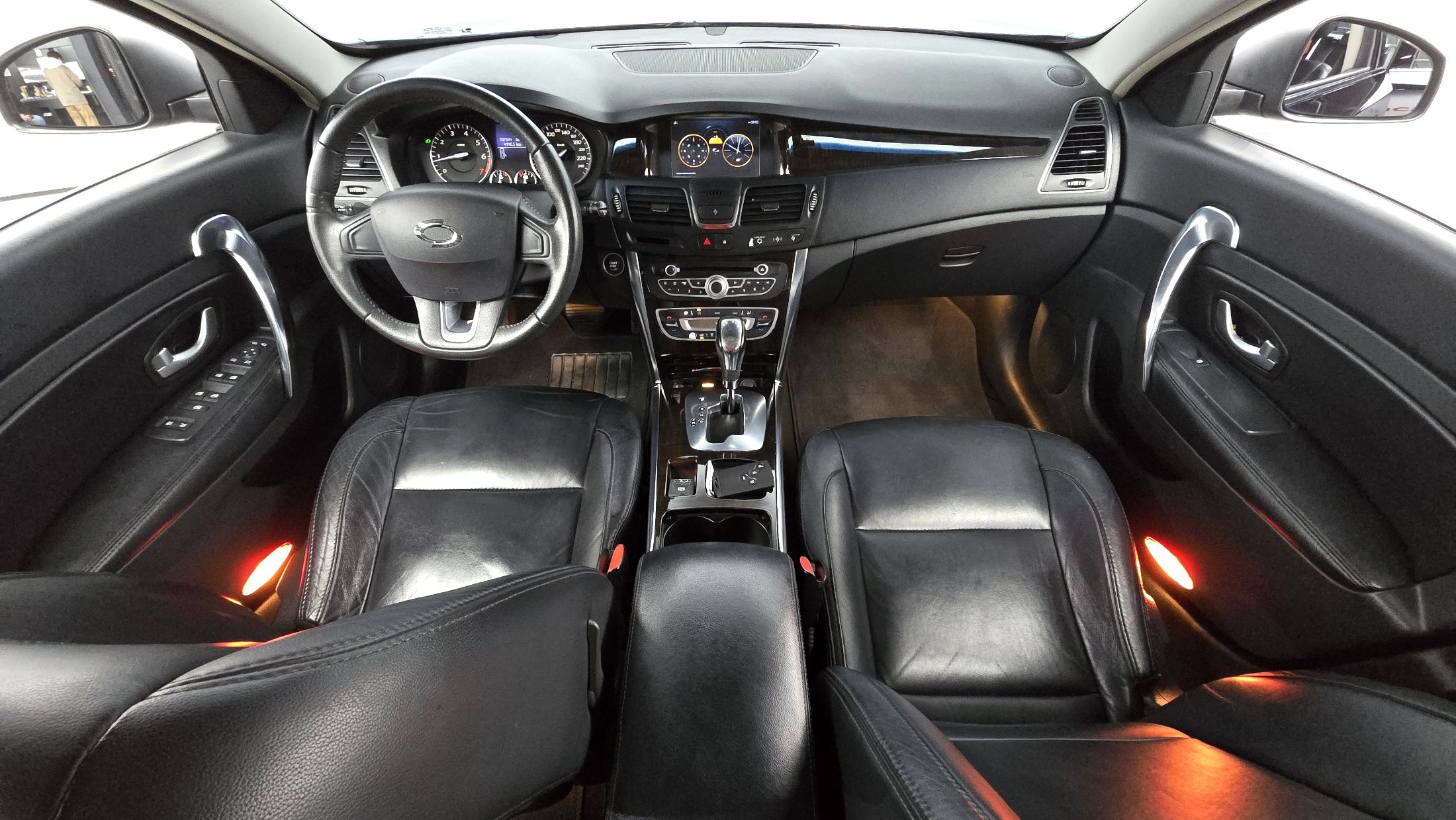 SAMSUNG SM5 NEW 2011