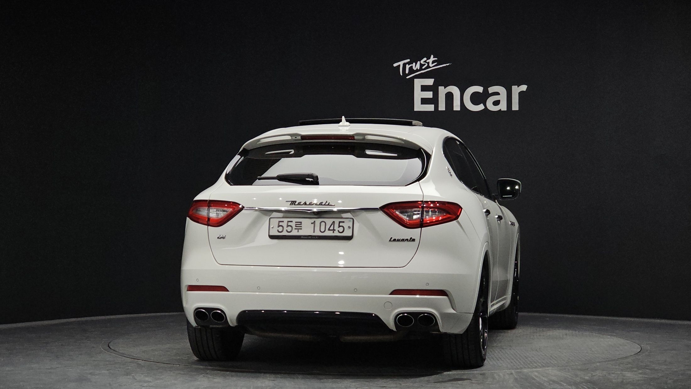 MASERATI LEVANTE 2017