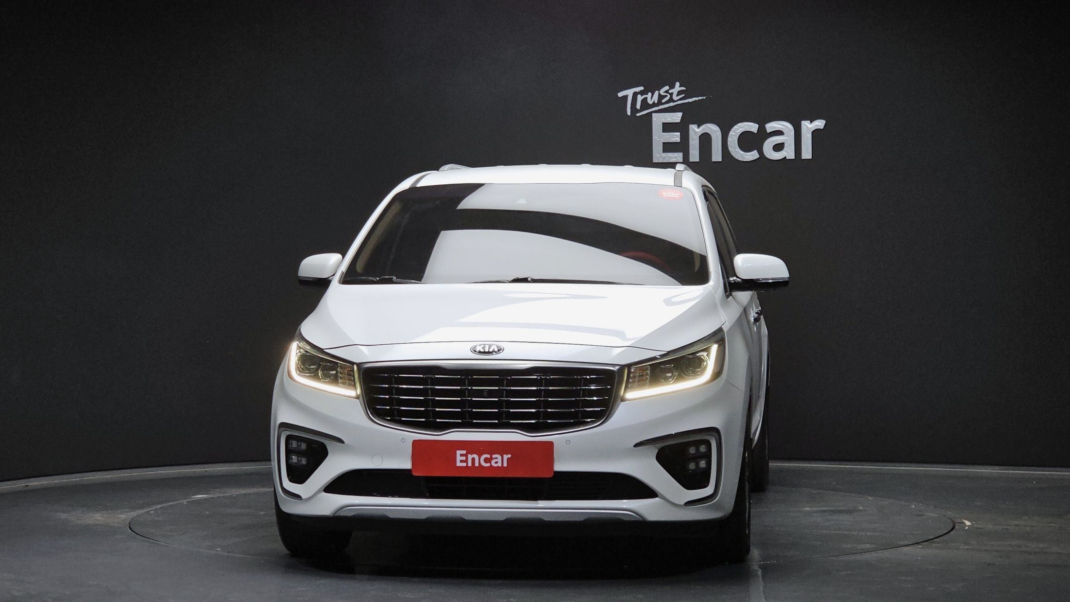 KIA CARNIVAL 2018