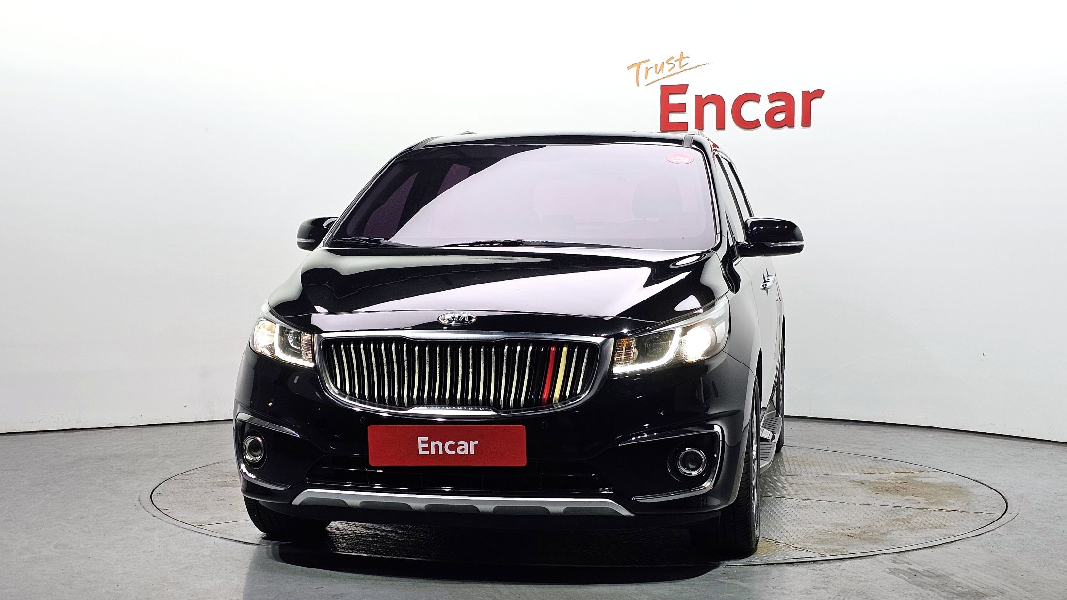 KIA CARNIVAL 2017