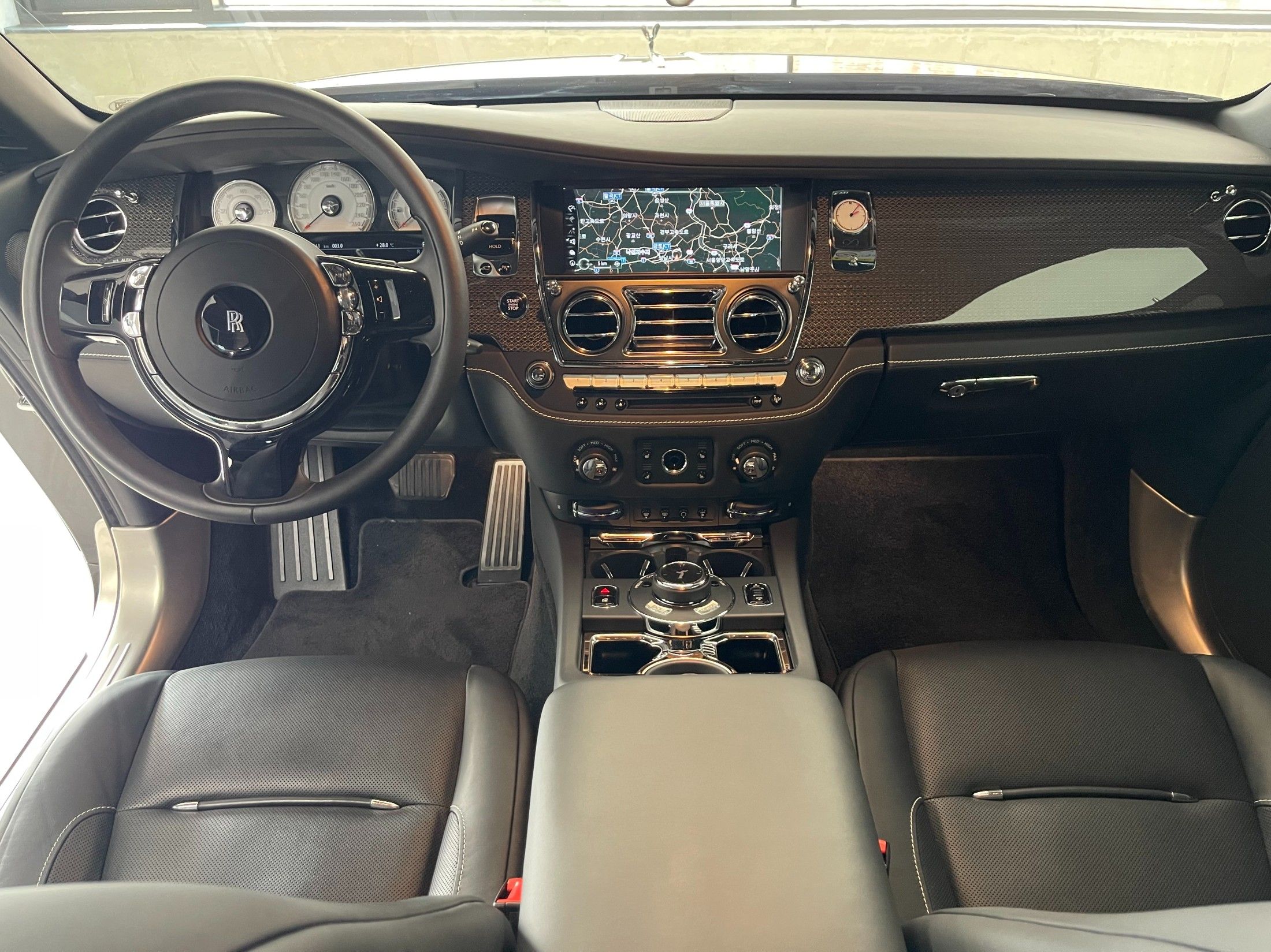 ROLLS ROYCE WRAITH