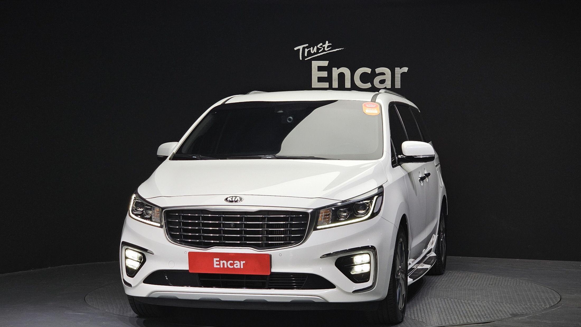 KIA CARNIVAL 2019