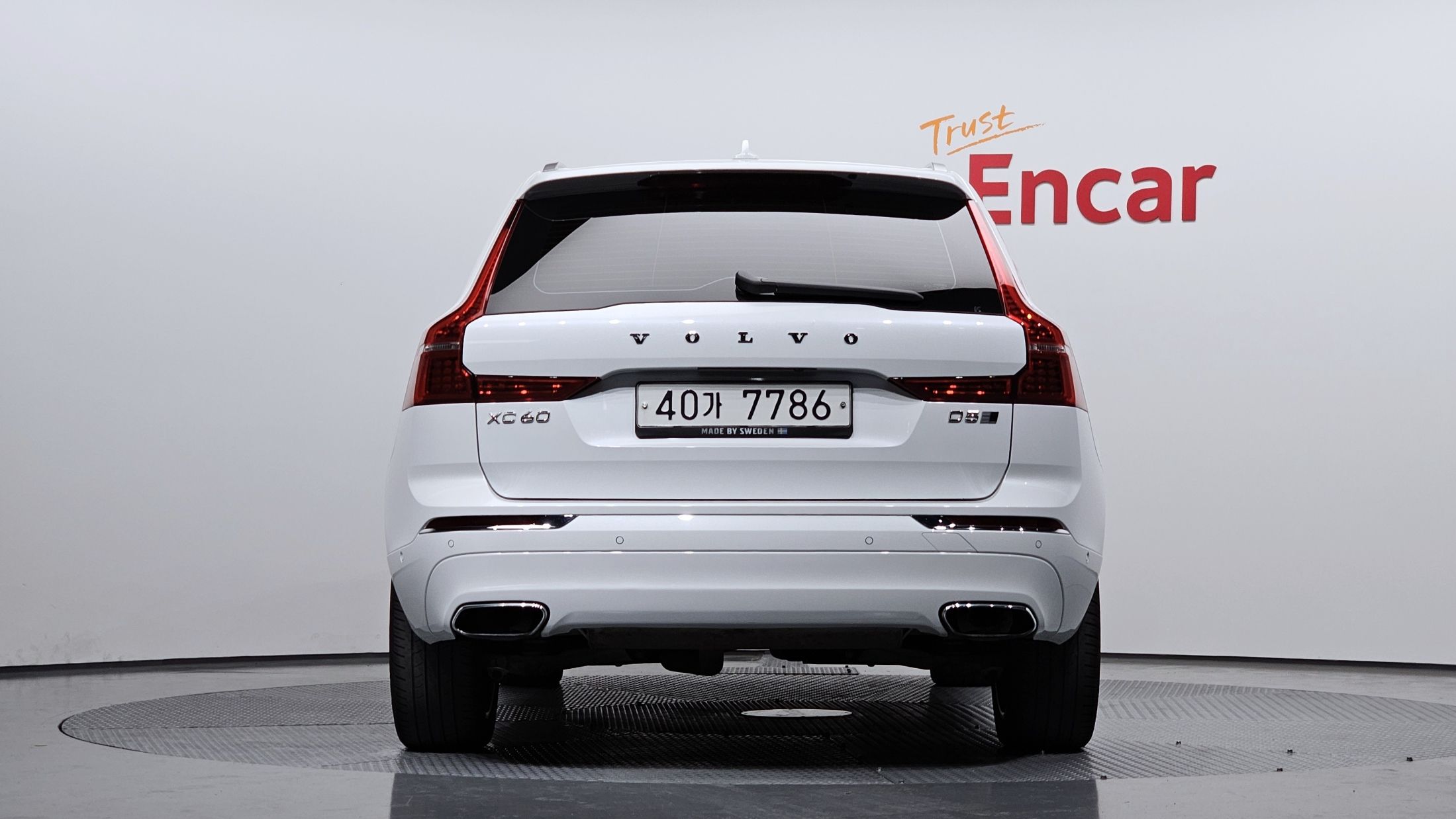 VOLVO XC60 2019
