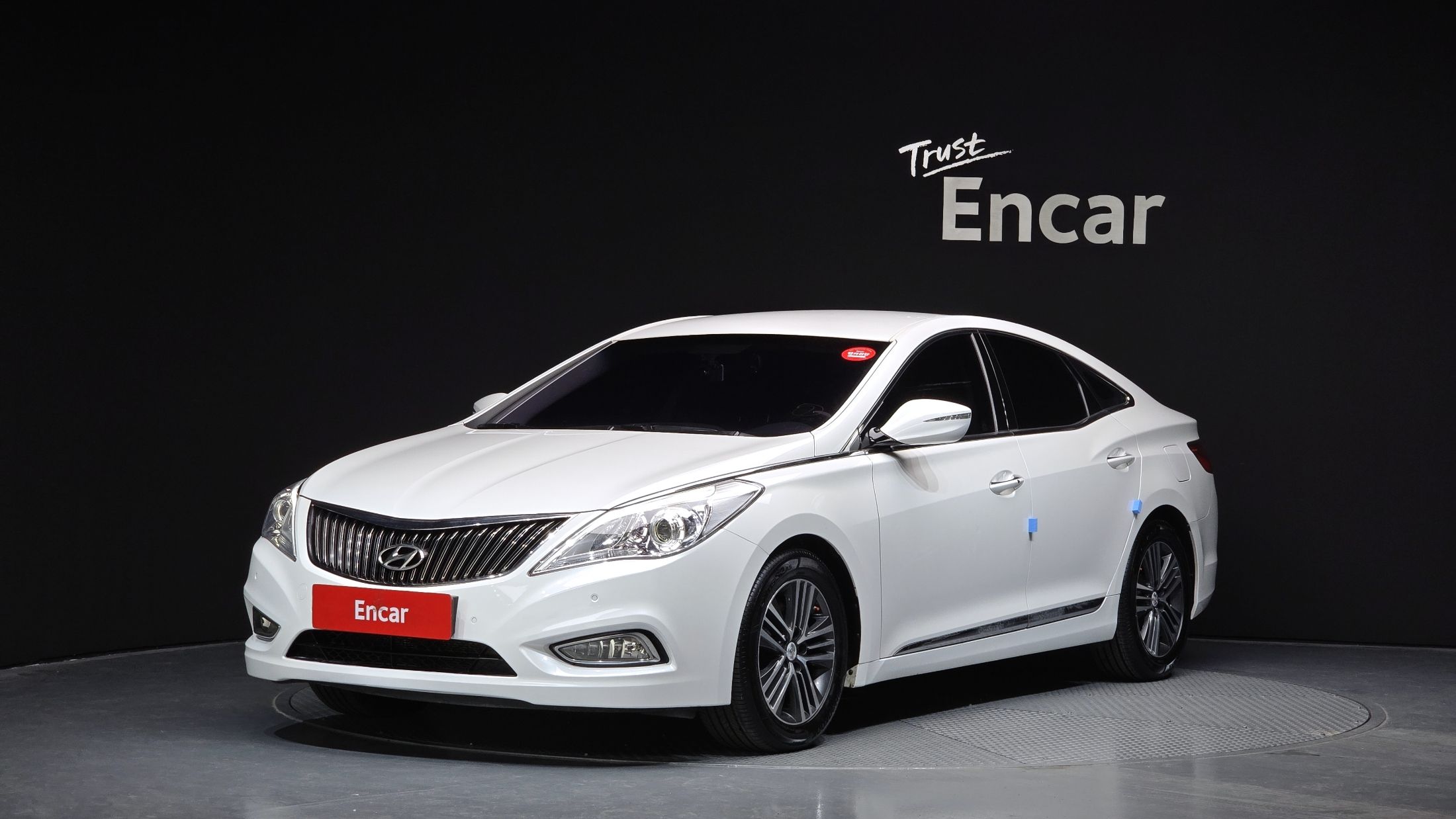 HYUNDAI GRANDEUR HG 2013