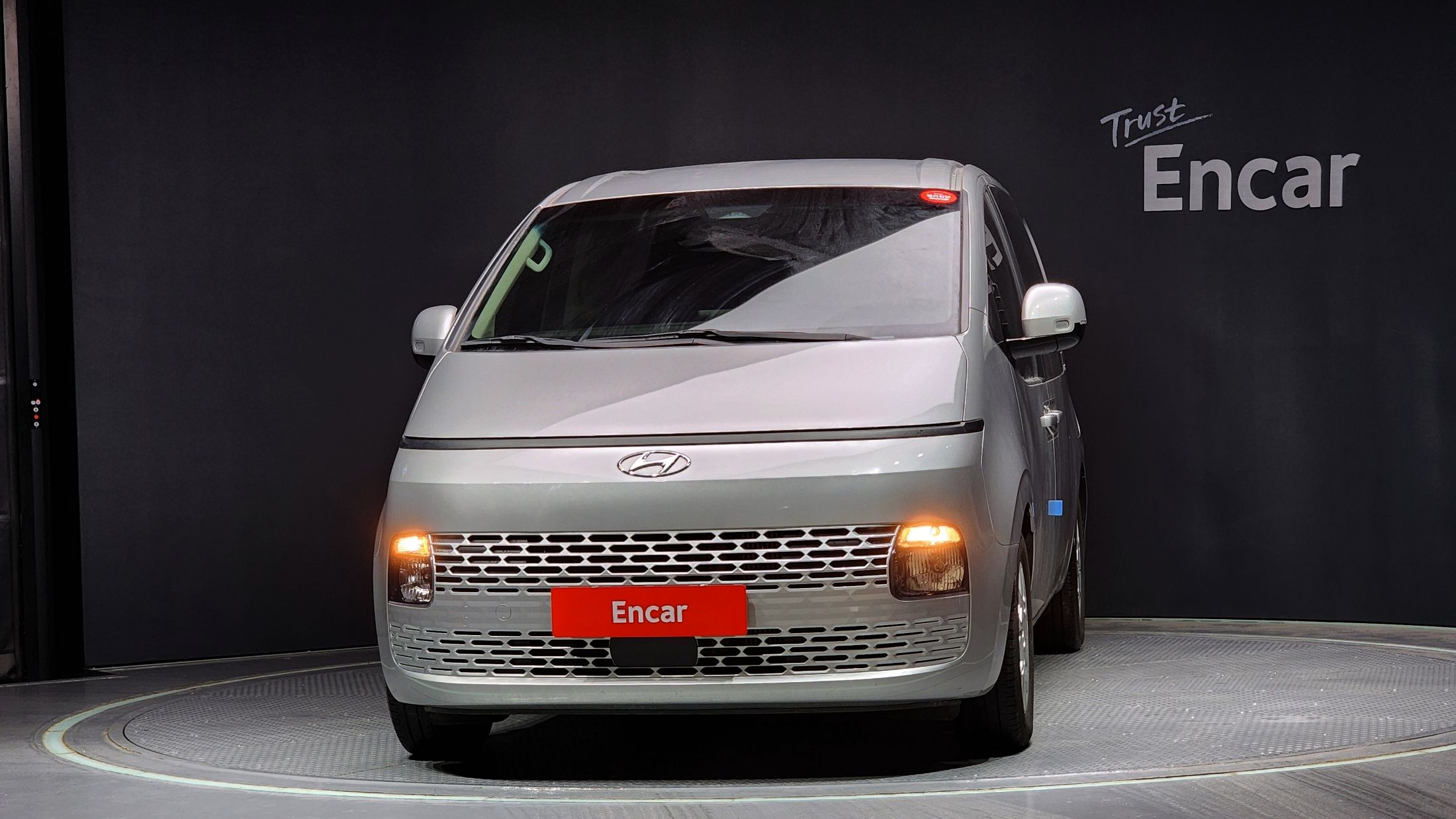 HYUNDAI STARIA 2022