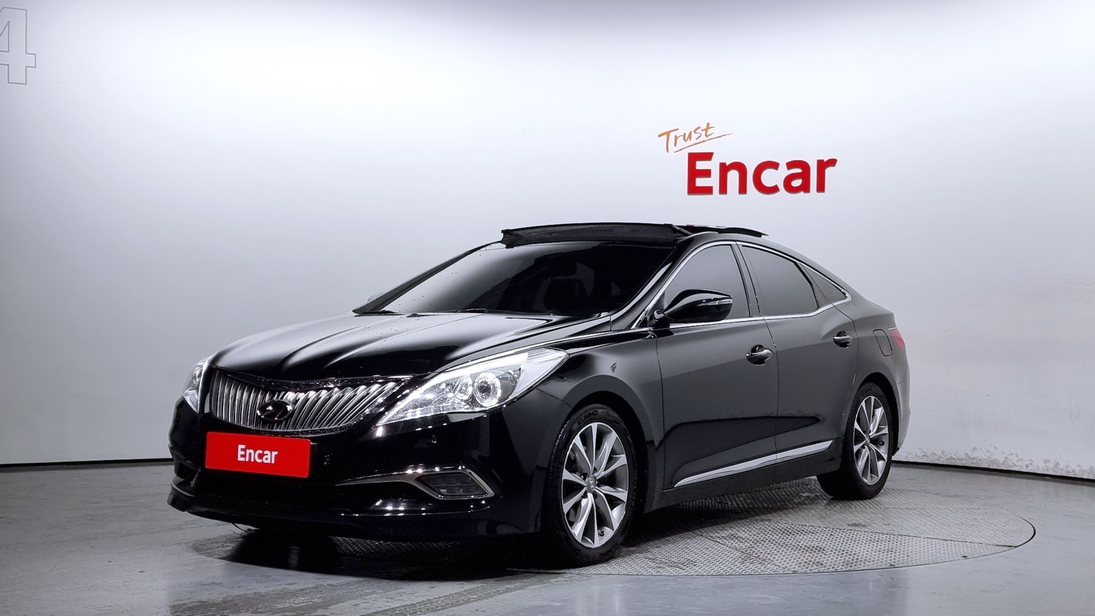 HYUNDAI GRANDEUR HG 2014