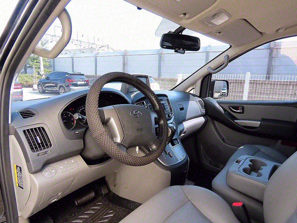 HYUNDAI STAREX GRAND 2019