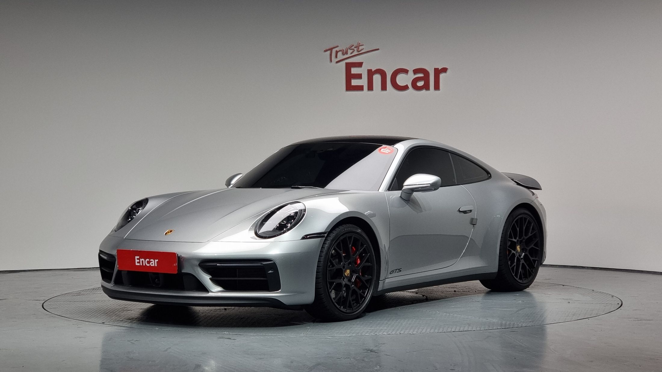 PORSCHE 911 992