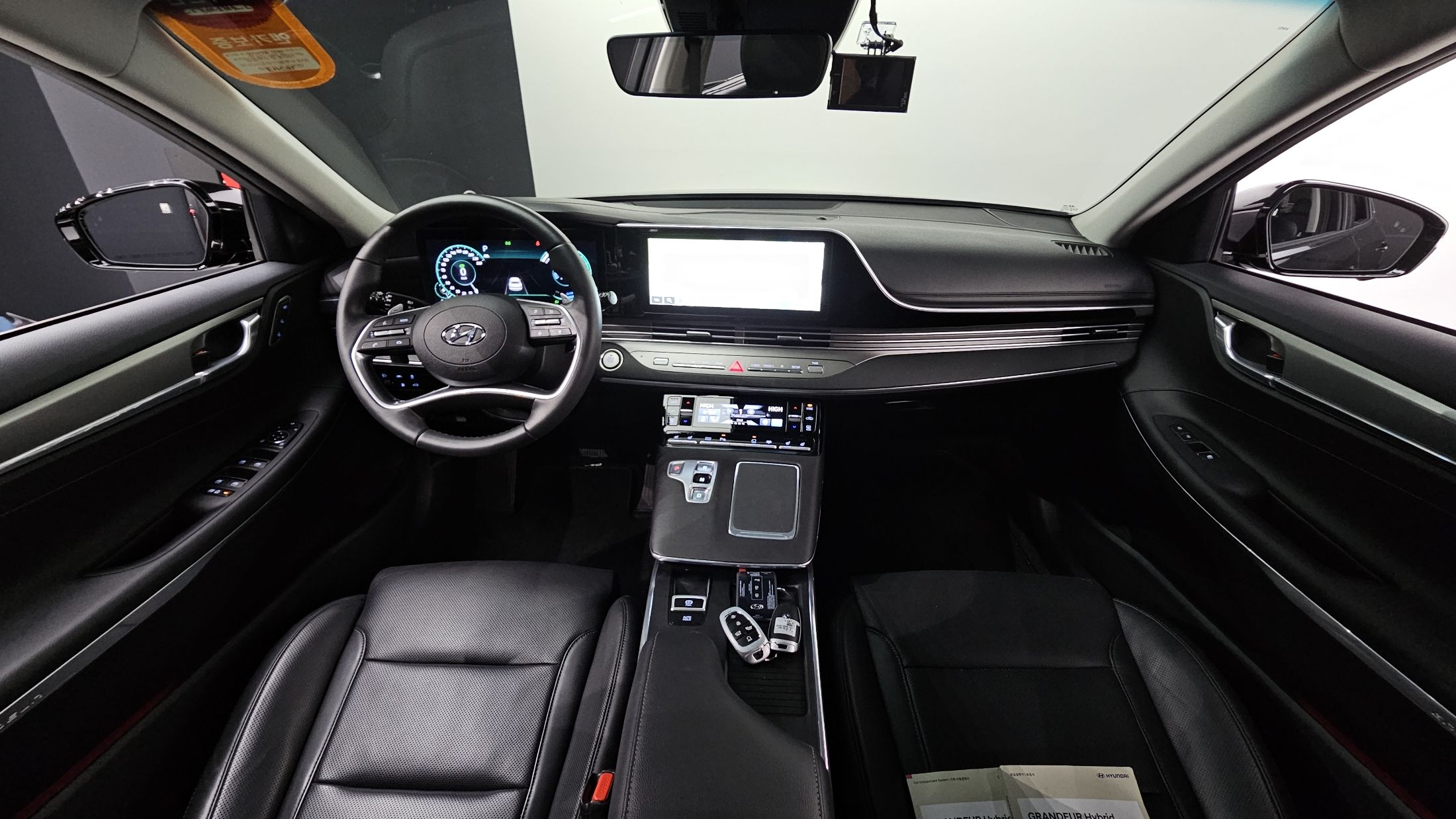 HYUNDAI GRANDEUR IG HYBRID