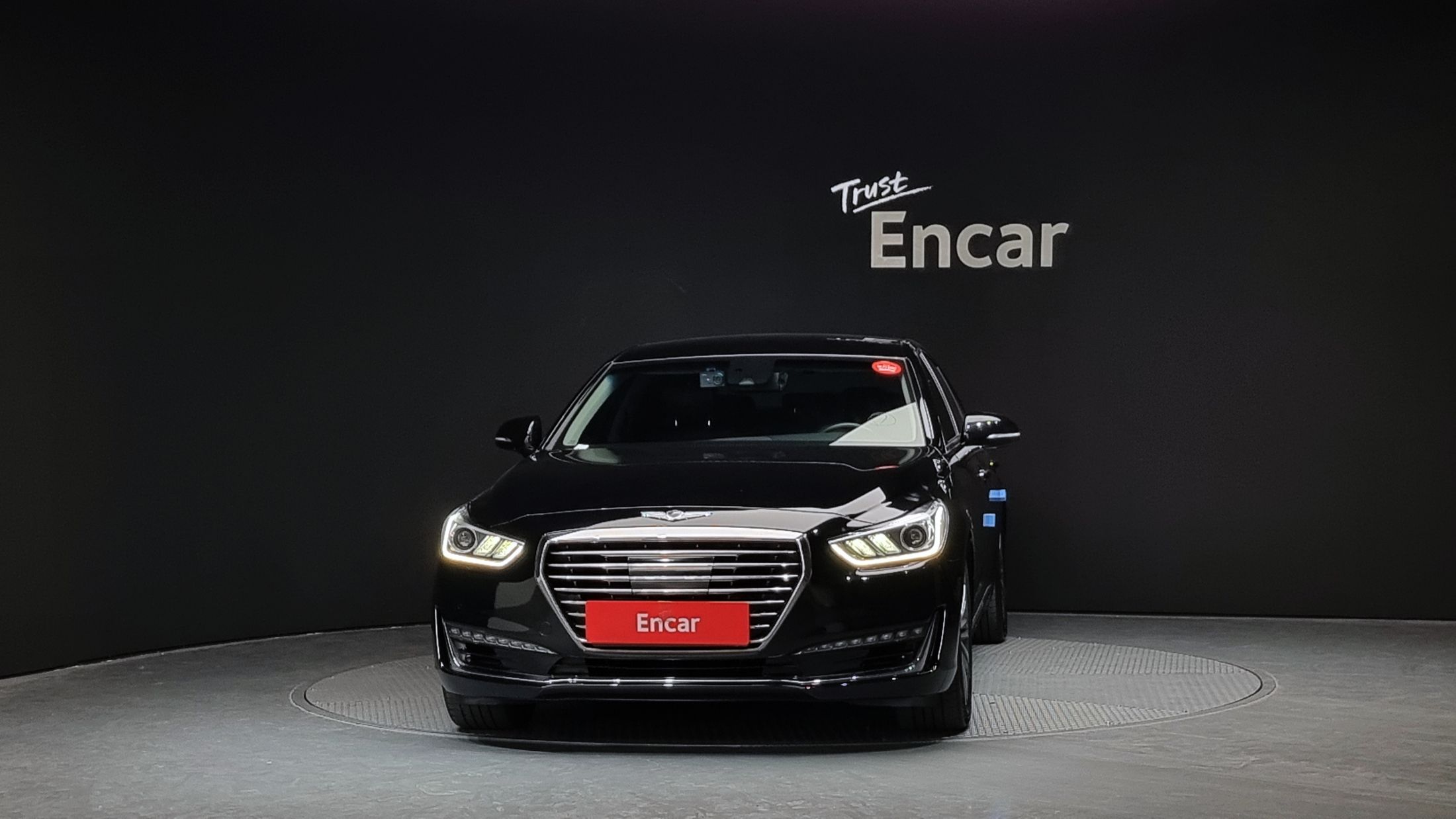 GENESIS EQ900 2016