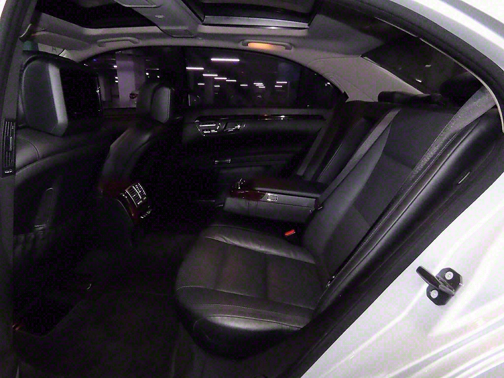 MERCEDES BENZ S-CLASS W221 2012