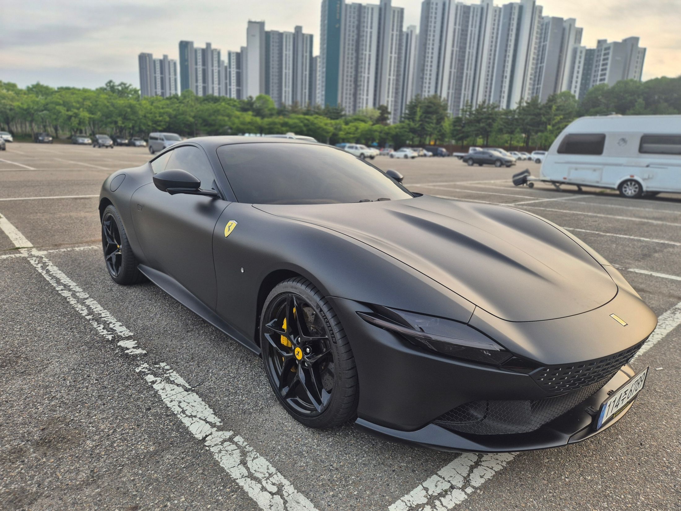 FERRARI ROMA