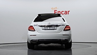 MERCEDES BENZ E-CLASS W213 2017