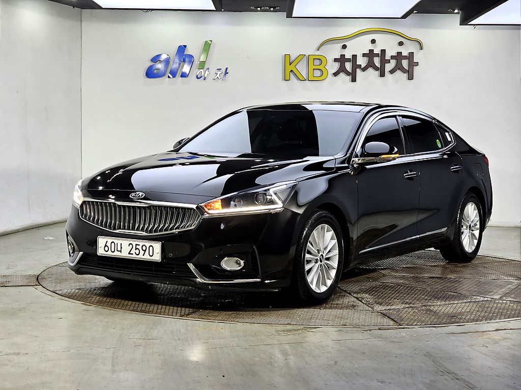 KIA K7