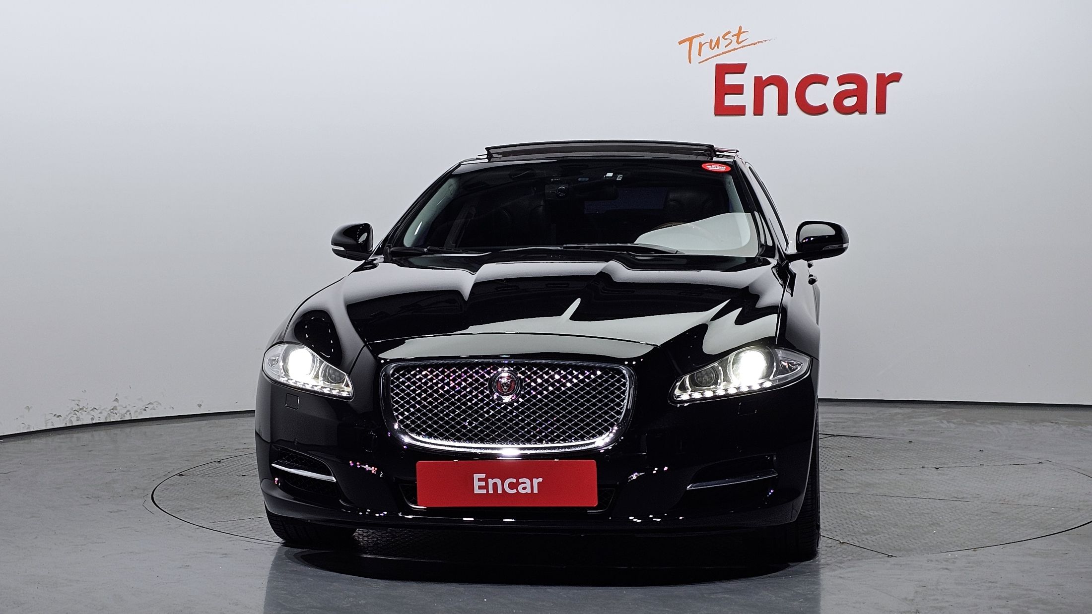 JAGUAR XJ 2015