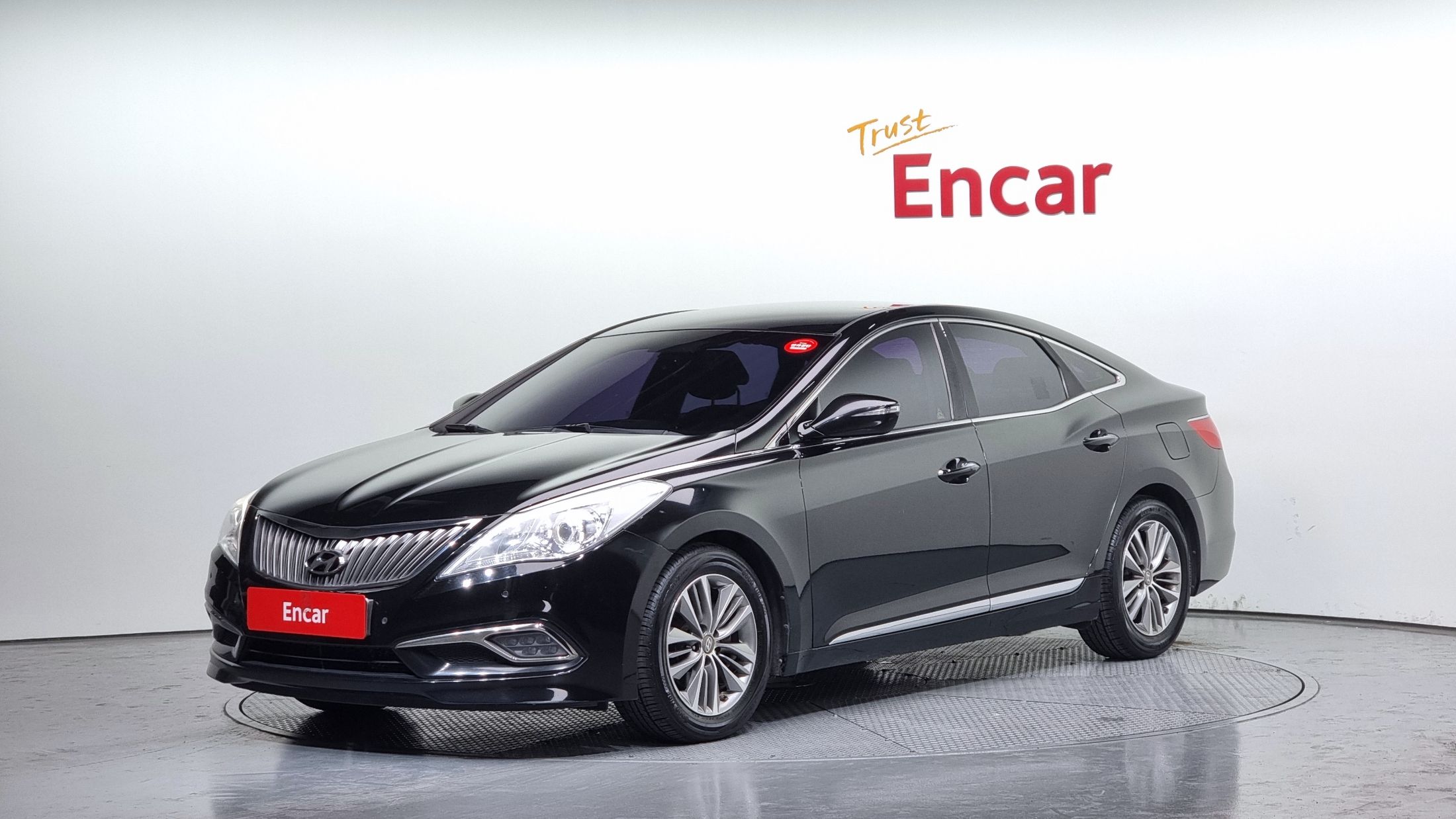 HYUNDAI GRANDEUR HG 2015