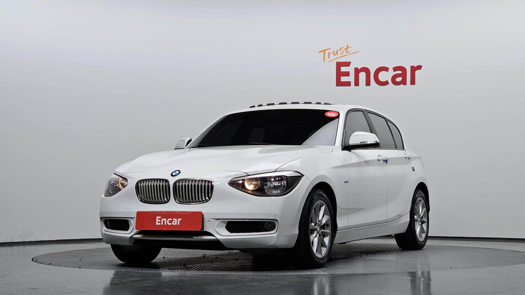 BMW 1-SERIES F20 2013