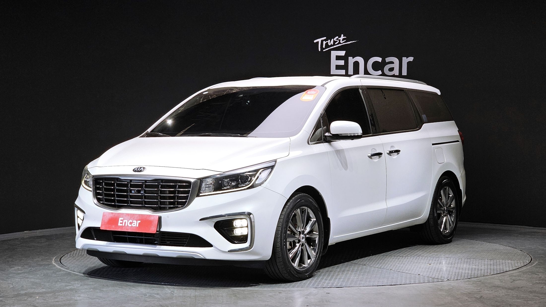 KIA CARNIVAL 2018