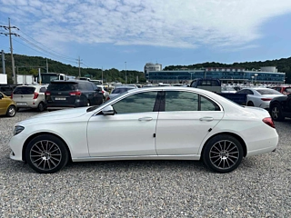 MERCEDES BENZ E-CLASS W213 2018