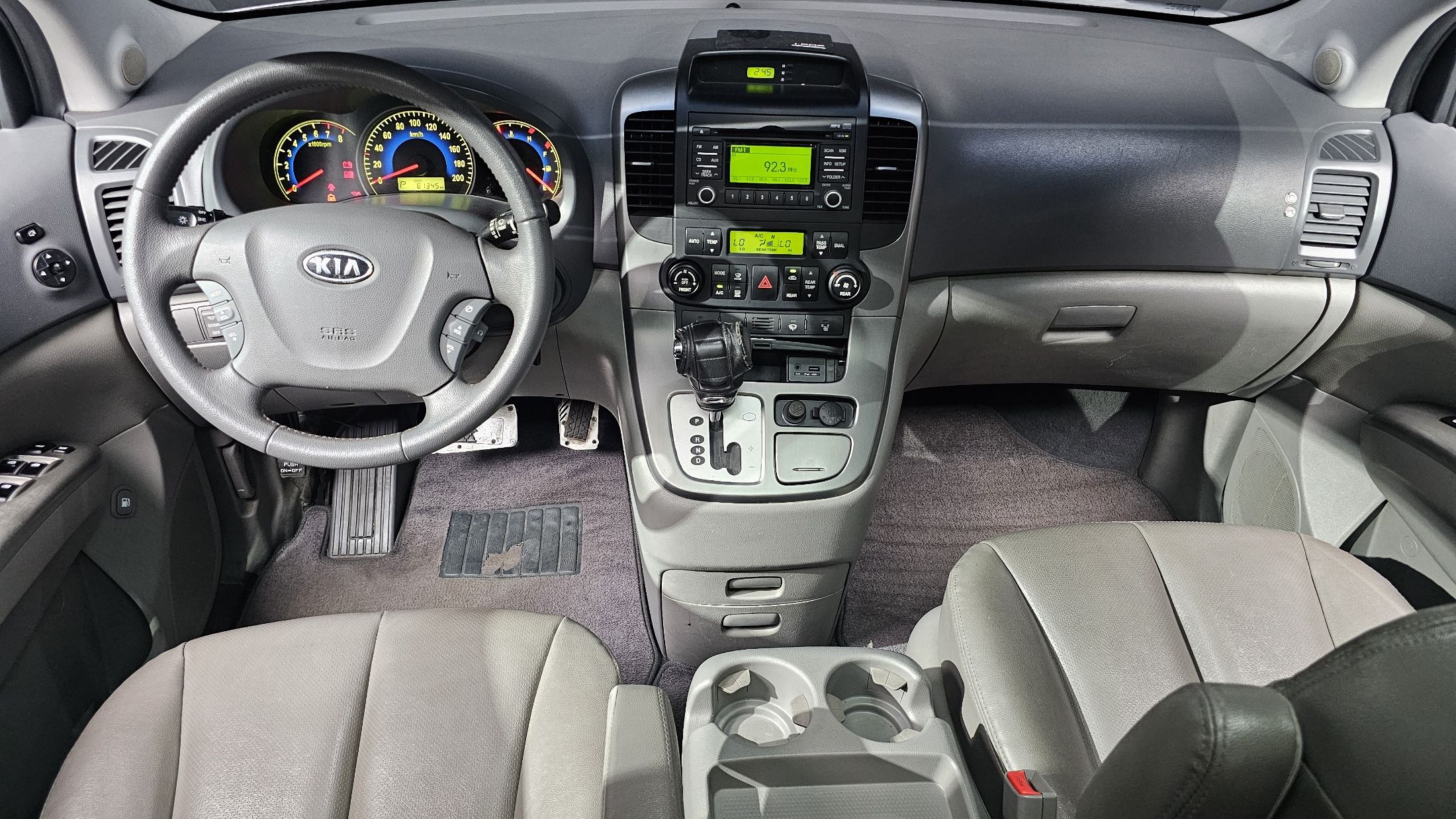 KIA CARNIVAL GRAND 2009