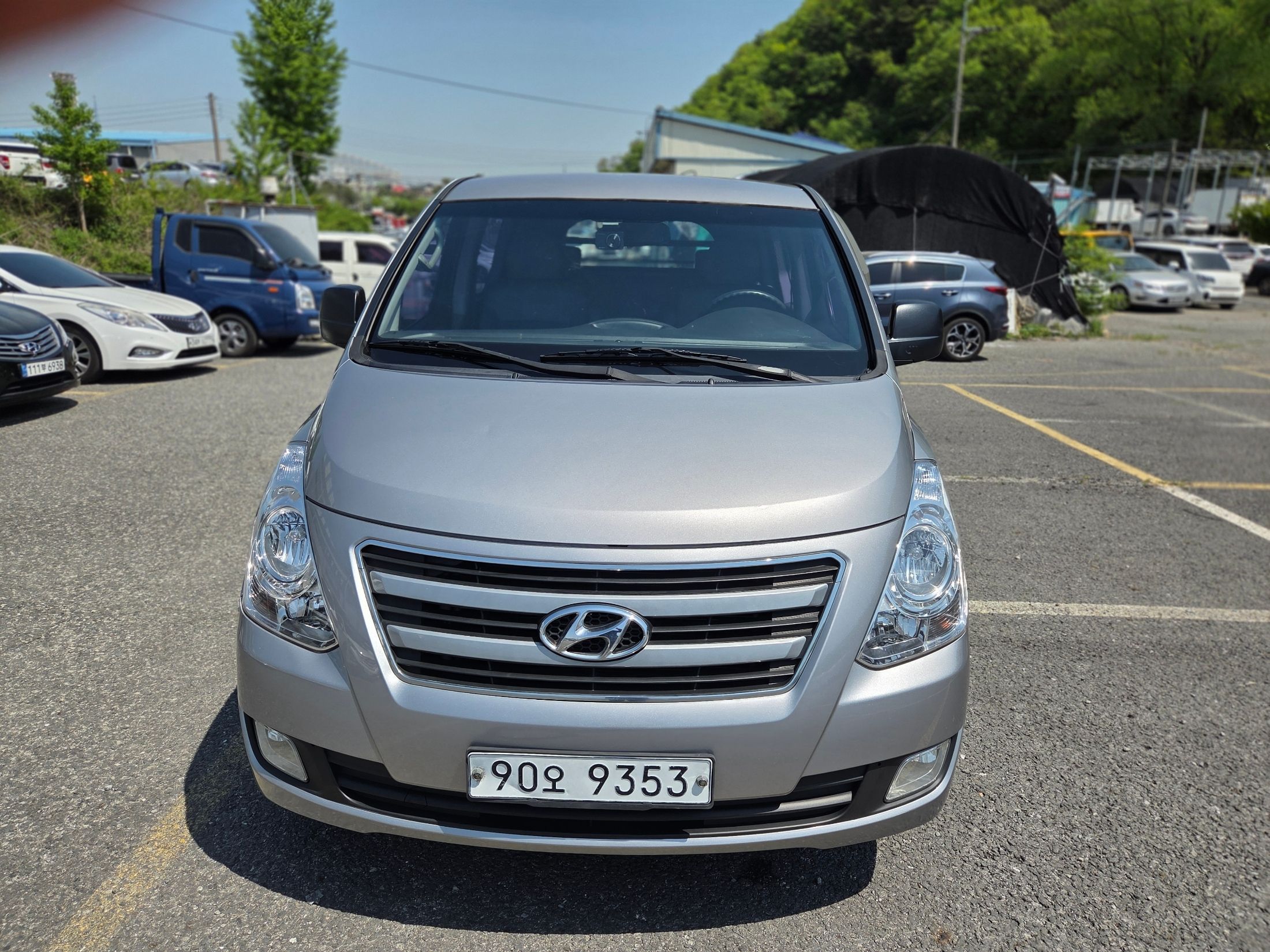HYUNDAI STAREX GRAND