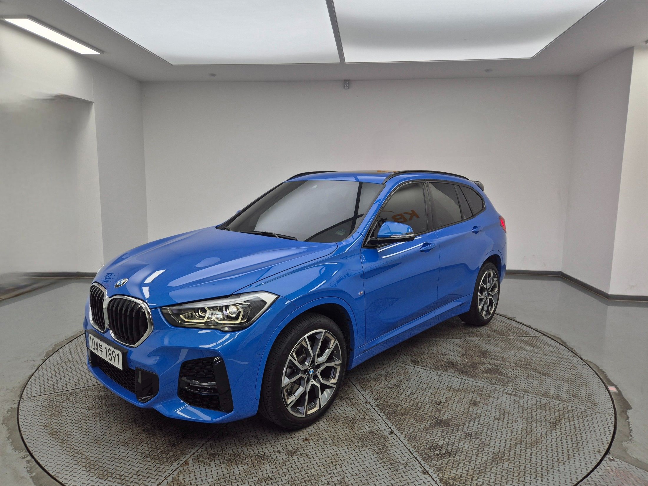 BMW X1 F48