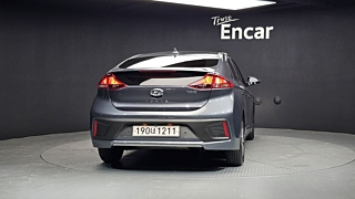 HYUNDAI IONIQ HYBRID 2019
