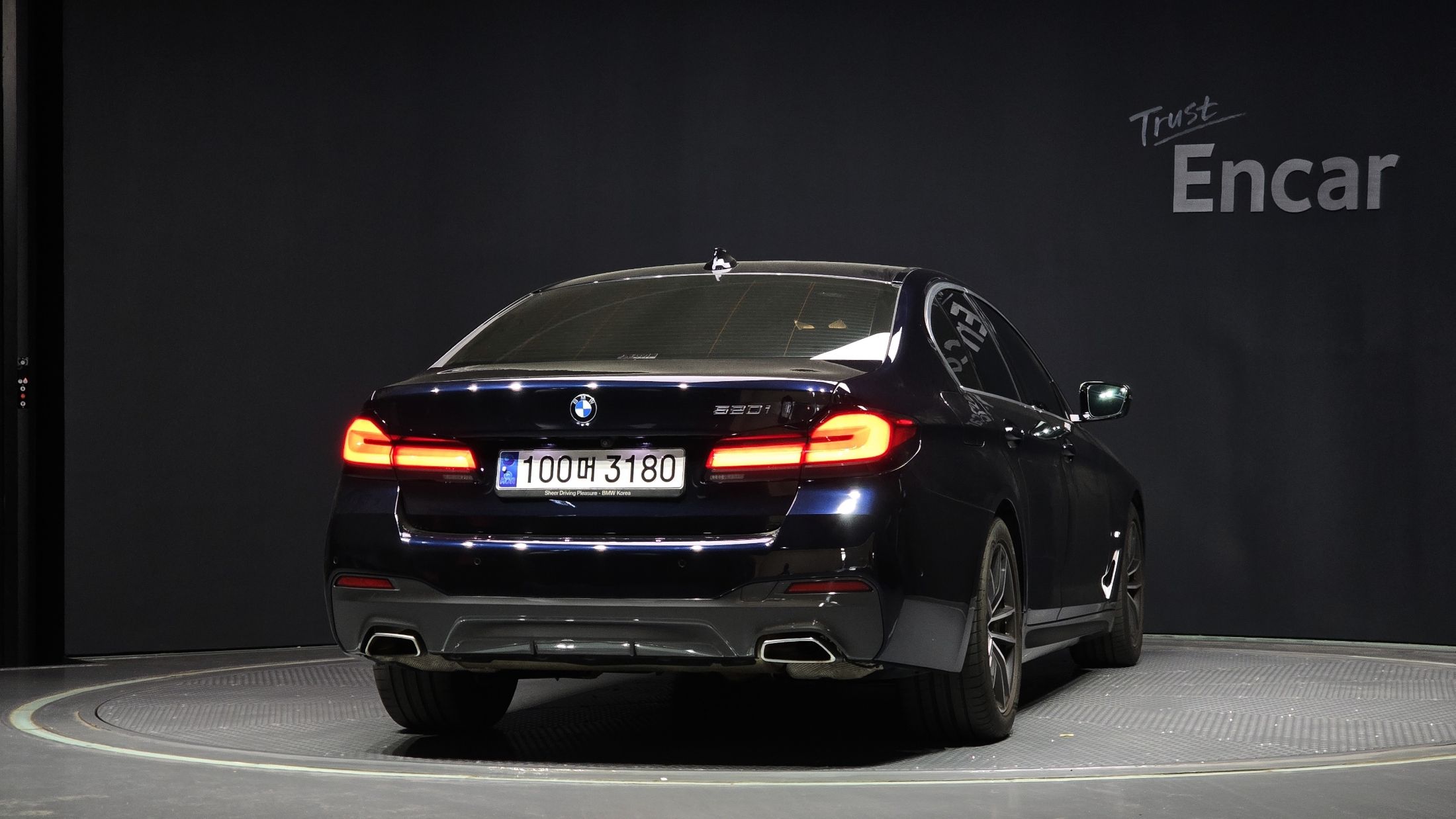 BMW 5-SERIES G30 2021