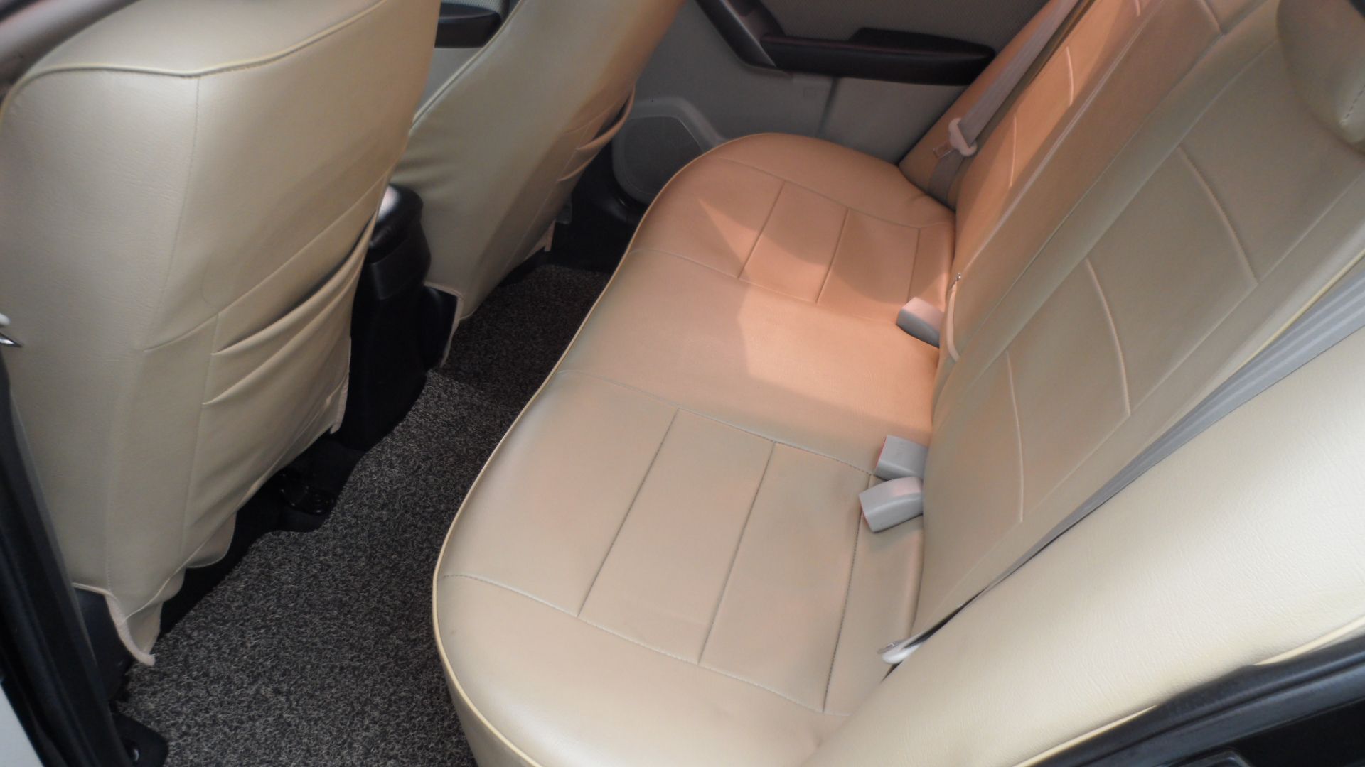 KIA PORTE 2010