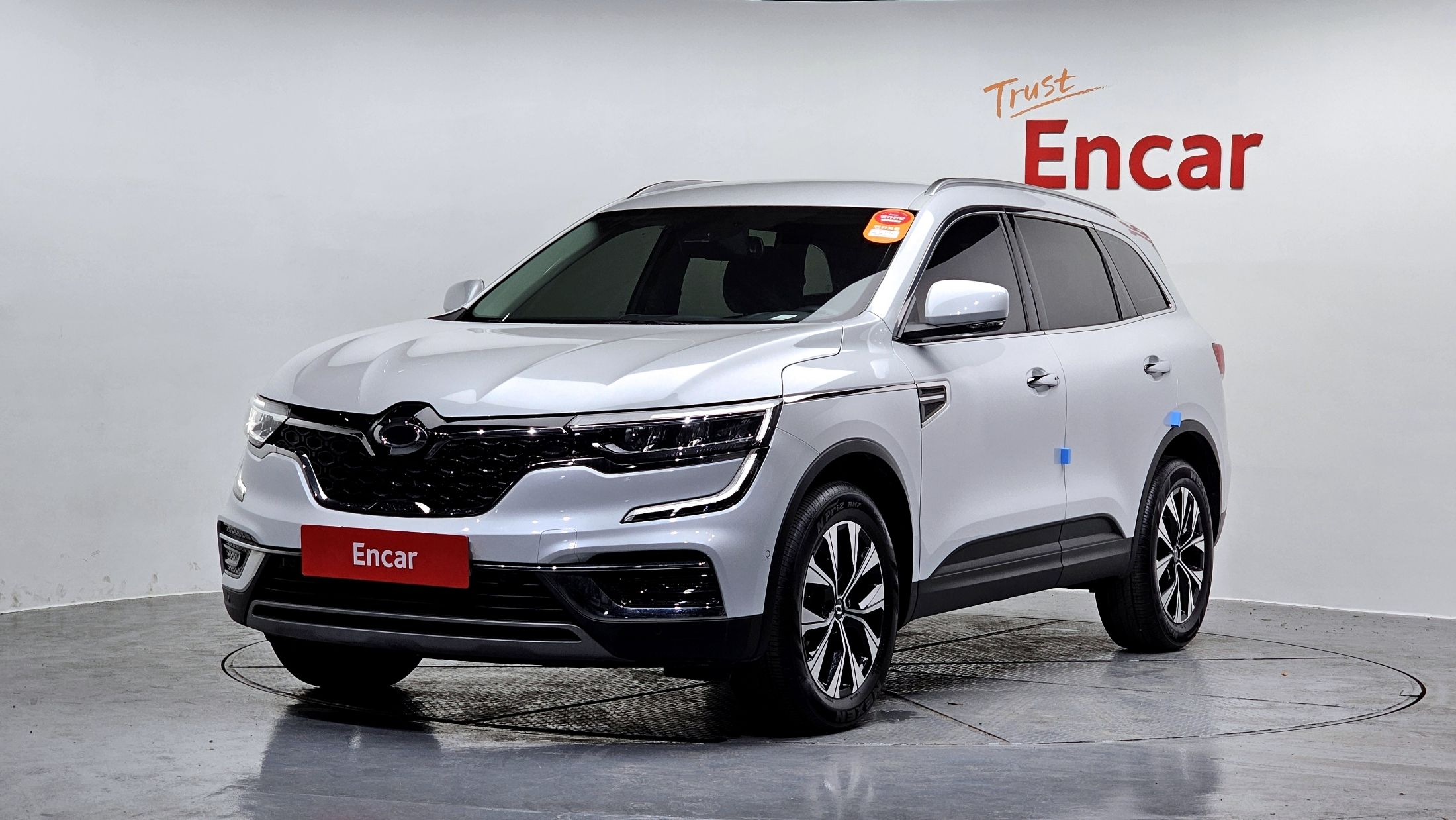 RENAULT SAMSUNG QM6