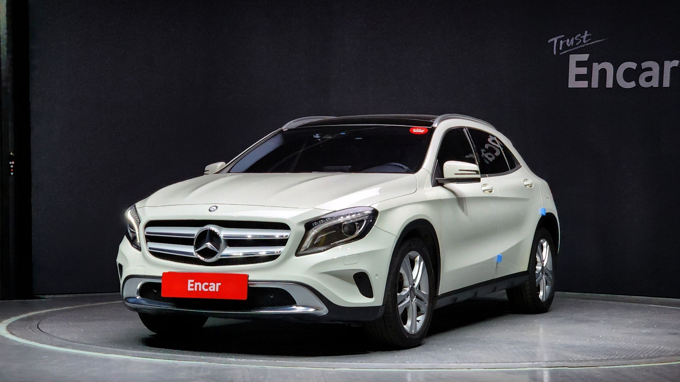 MERCEDES BENZ GLA-CLASS X156 2016