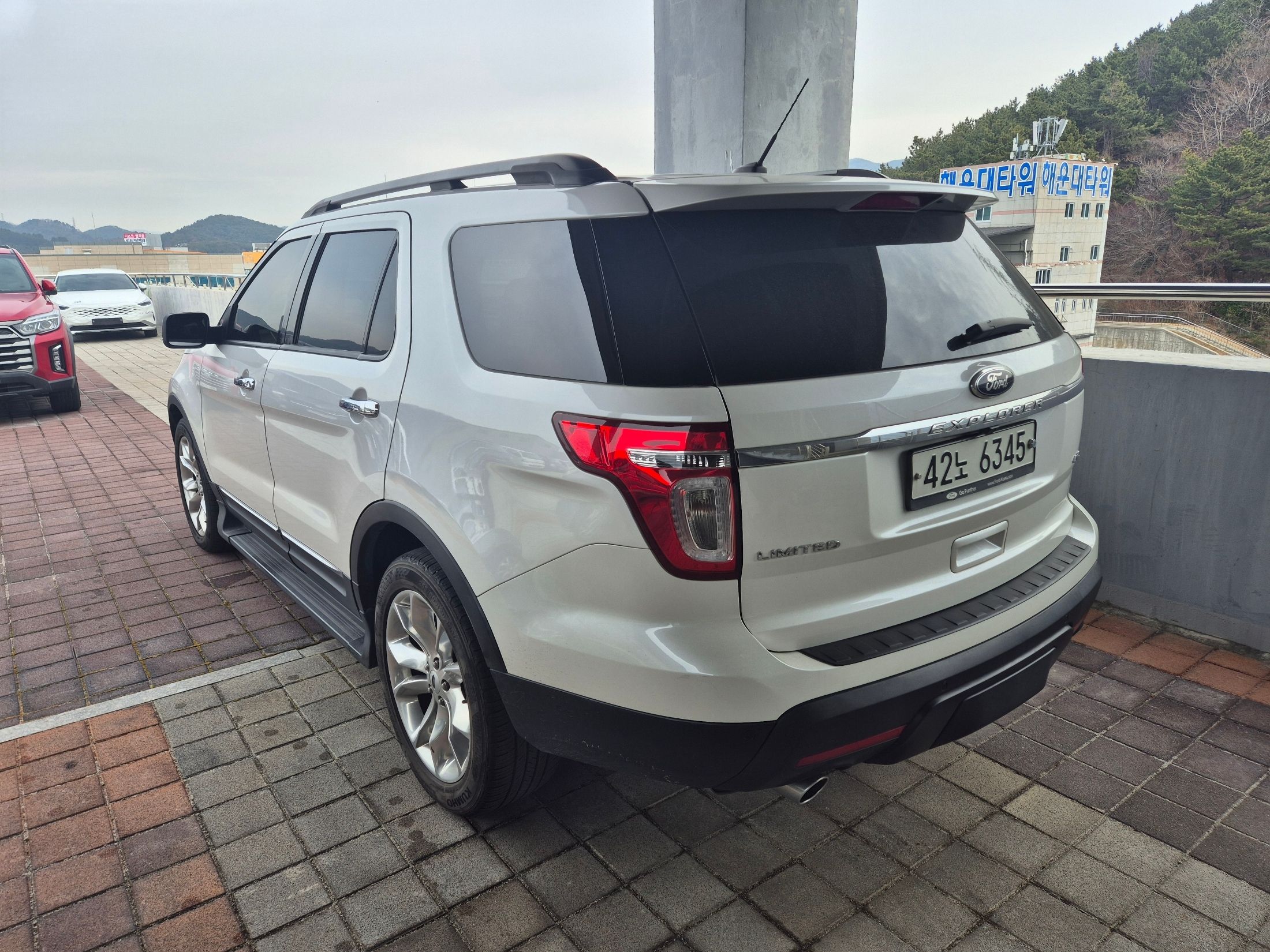 FORD EXPLORER 2013