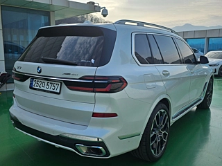 BMW X7 G07 2023