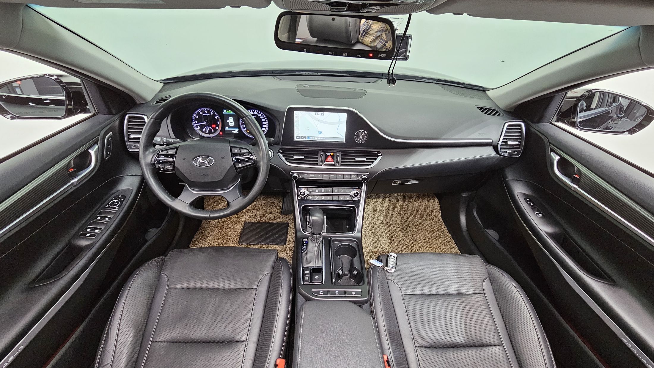 HYUNDAI GRANDEUR IG 2018