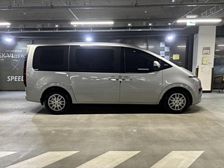 HYUNDAI STARIA 2023