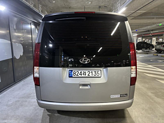 HYUNDAI STARIA 2023