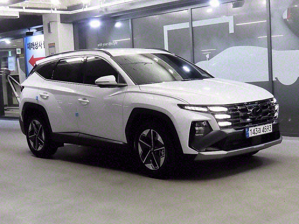 HYUNDAI TUCSON HYBRID NX4