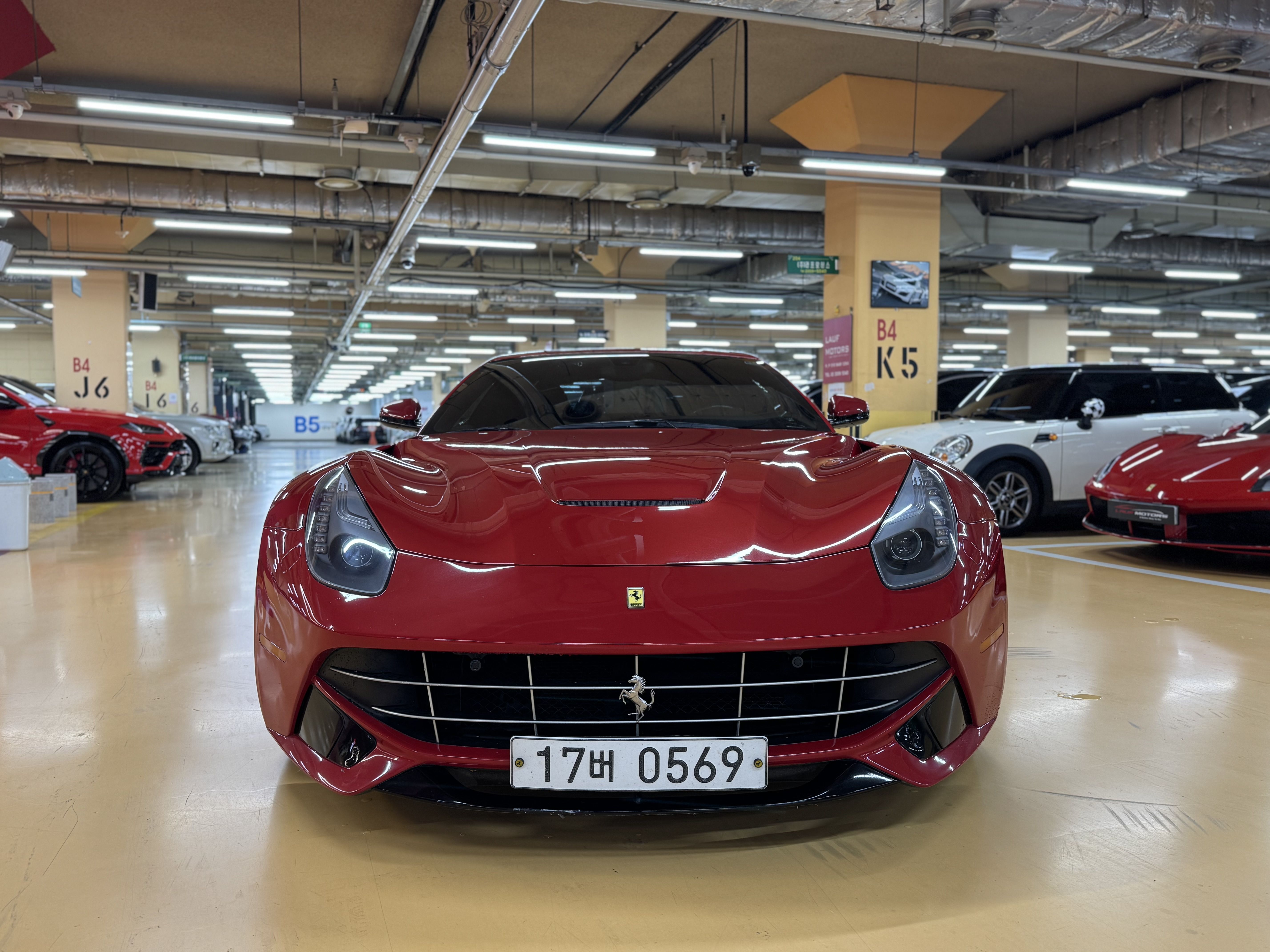 FERRARI F12 BERLINETTA 2013
