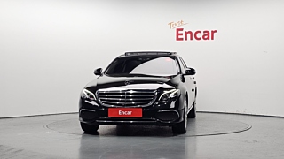 MERCEDES BENZ E-CLASS W213 2019