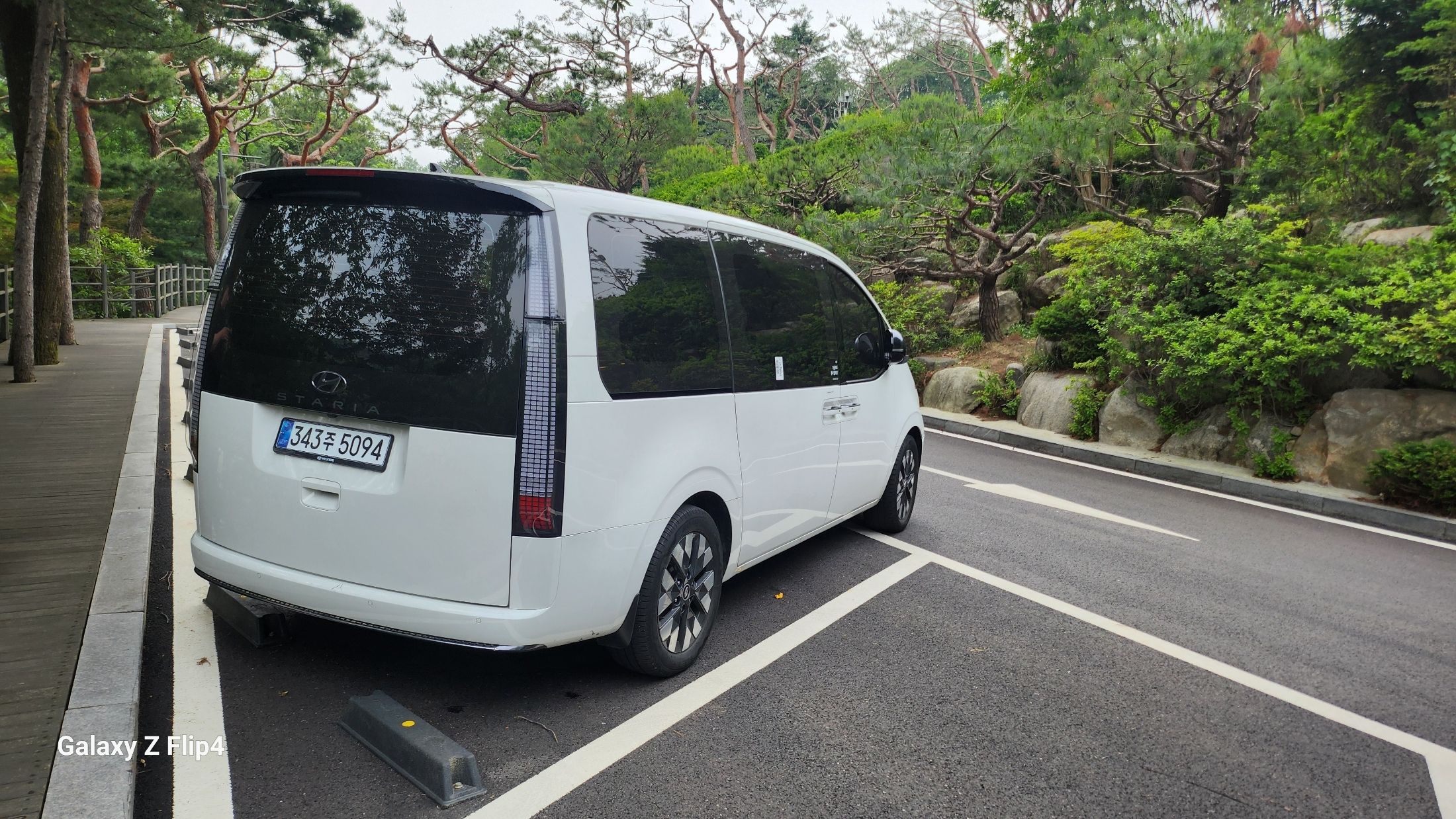 HYUNDAI STARIA 2023