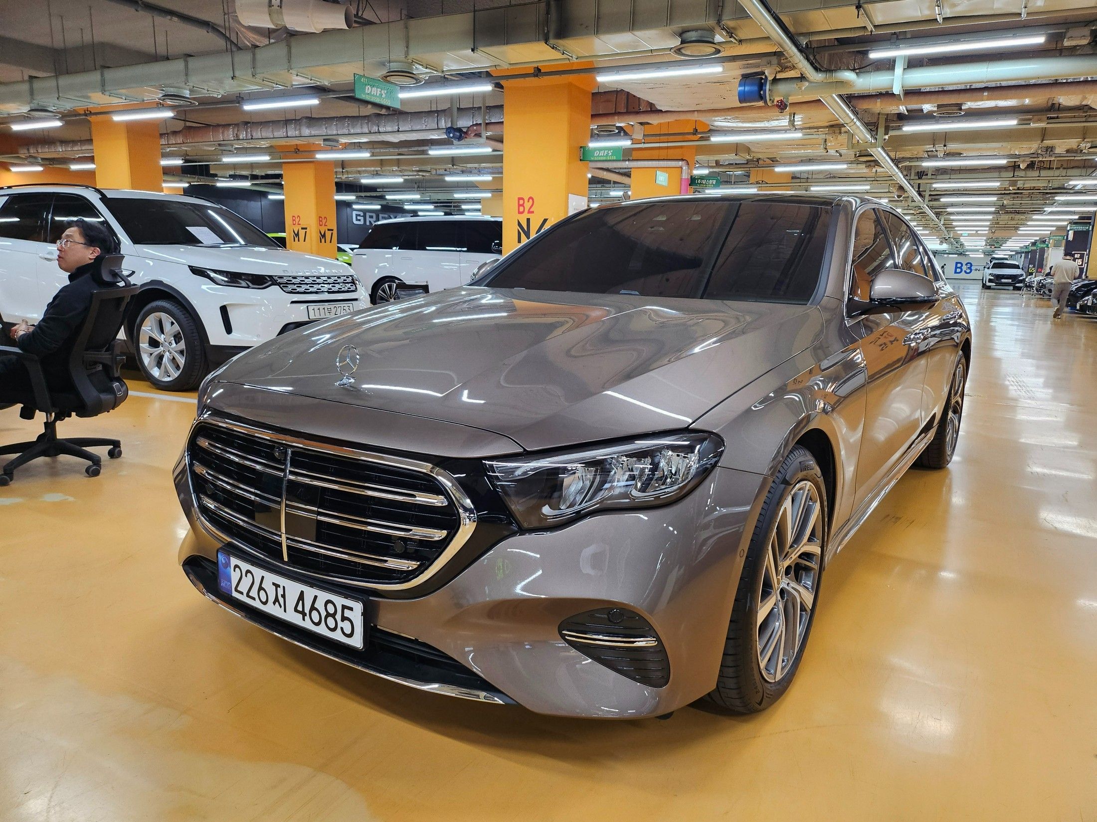 MERCEDES BENZ E-CLASS W214 2024