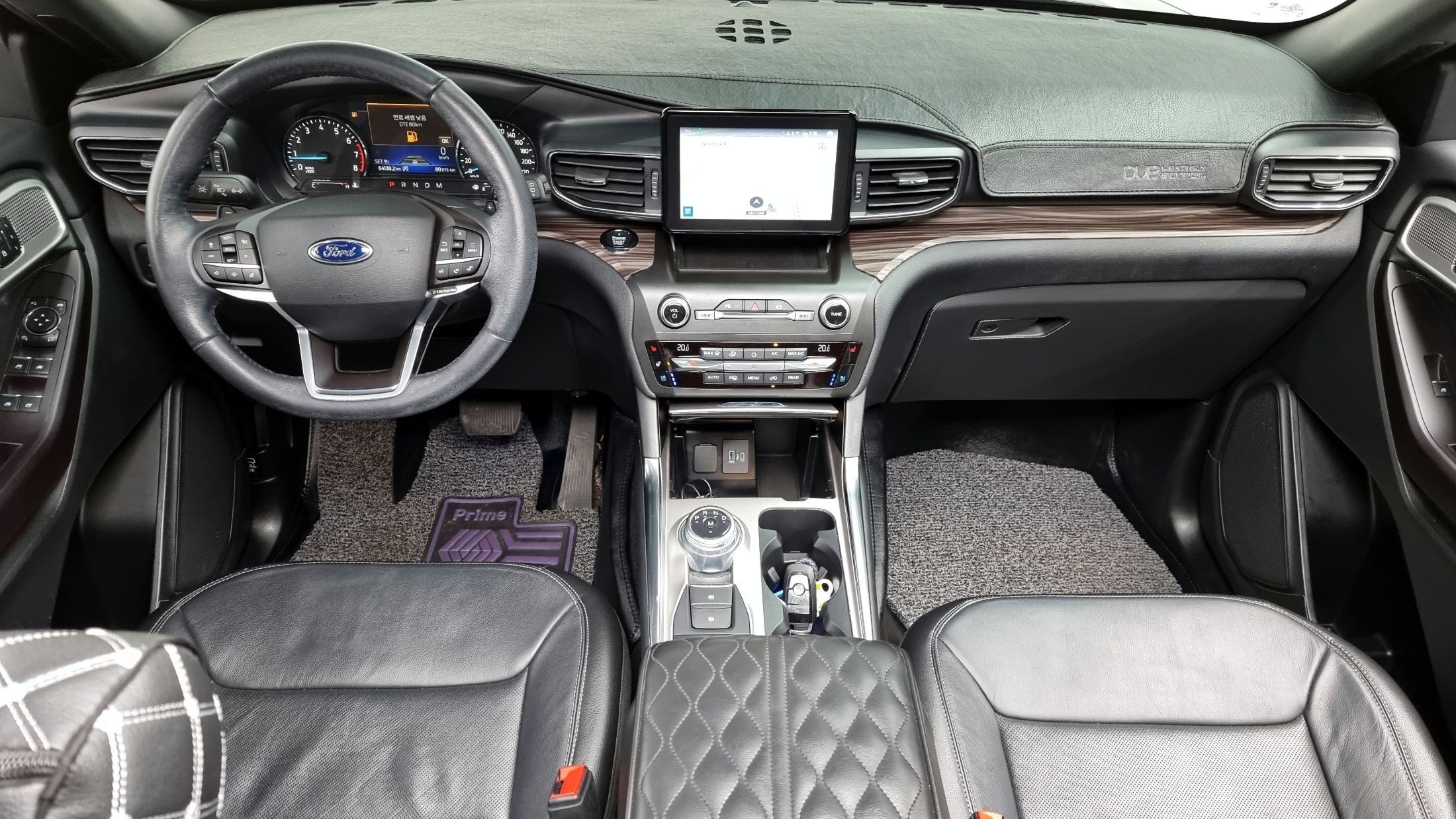 FORD EXPLORER