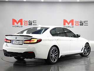 BMW 5-SERIES G30 2022