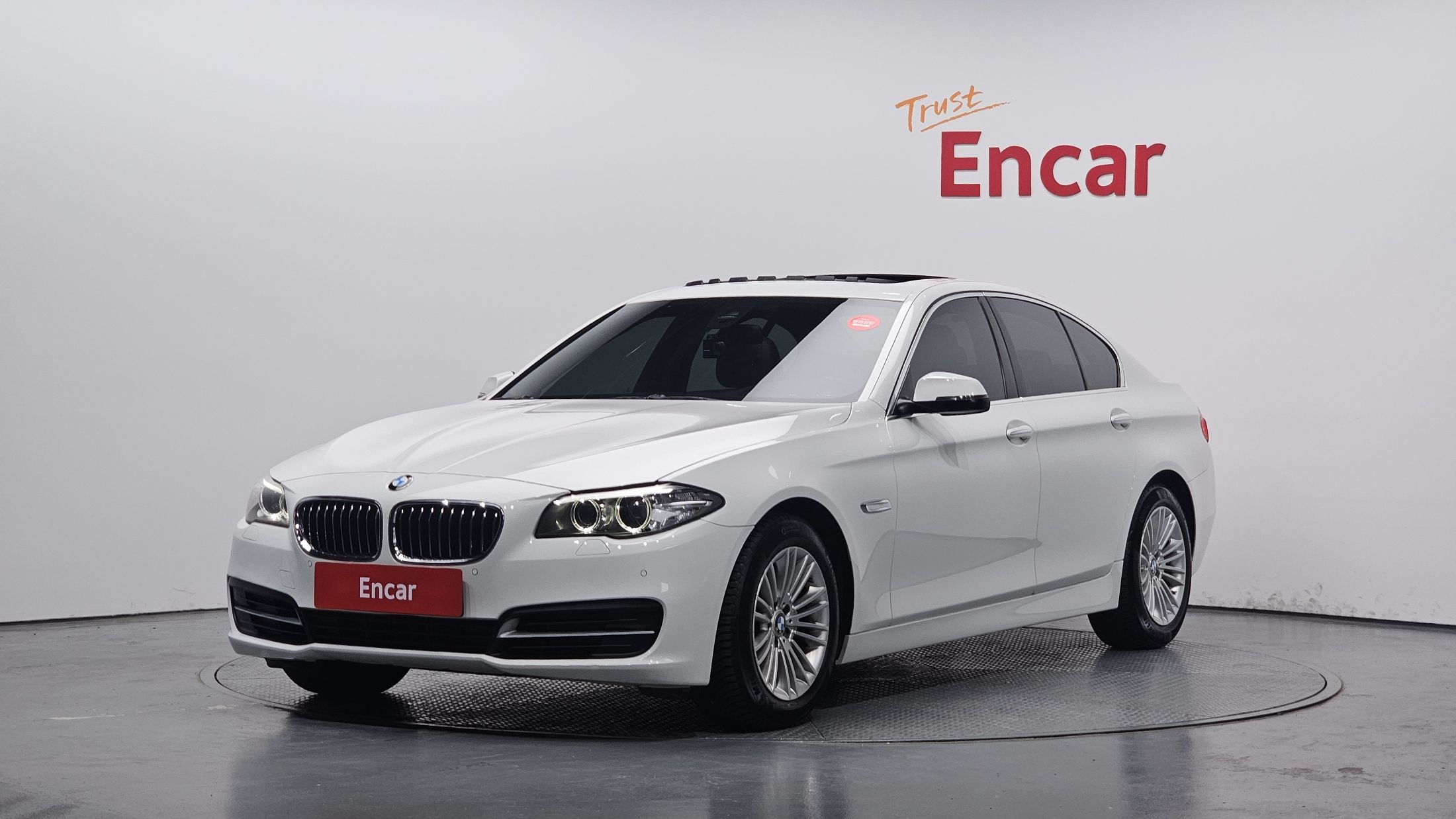 BMW 5-SERIES F10 2014