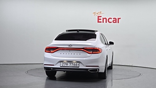 HYUNDAI GRANDEUR IG 2017
