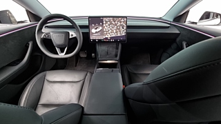 TESLA MODEL 3 2024