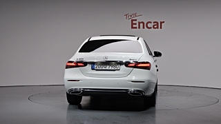 MERCEDES BENZ E-CLASS W213 2022