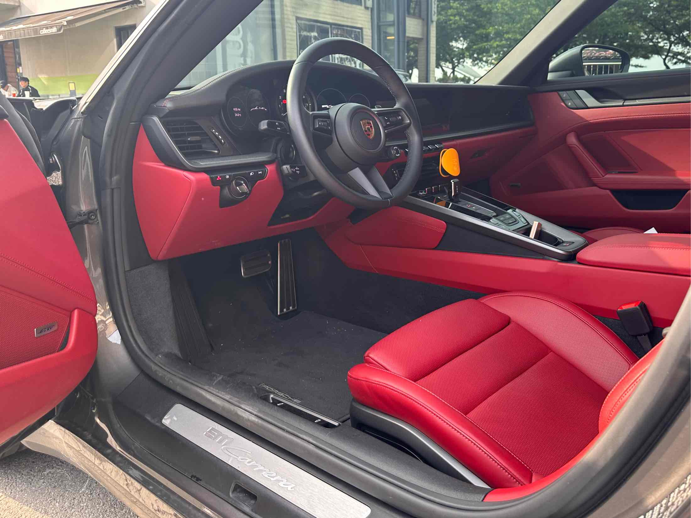 PORSCHE 911 992