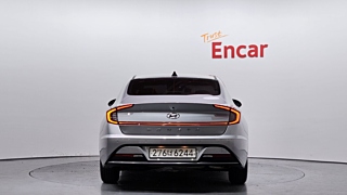 HYUNDAI SONATA DN8 2019