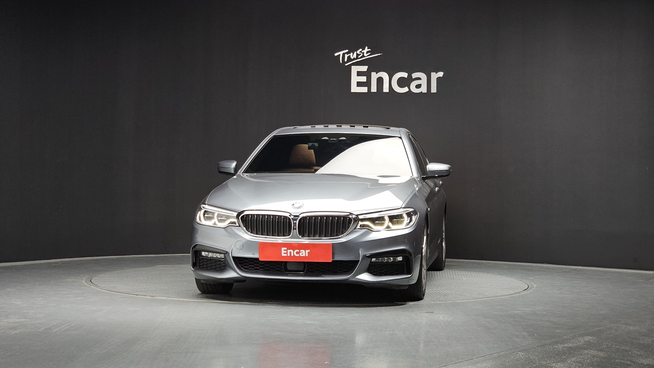 BMW 5-SERIES G30 2017